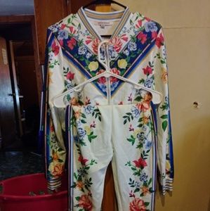 Fashion Nova two piece fitted leggings and jacket